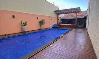 Imagem 2: Venda de casa- Rua 05 com 8 suítes