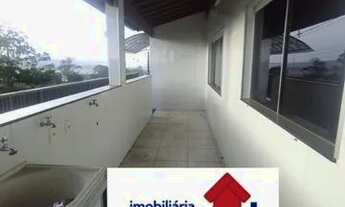 Imagem 3: Apto de alto padrão no primeiro andar com 2 quartos suítes