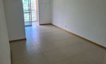 Imagem 4: OPORTUNIDADE 03 qtos COM VARANDA GOURMET - BEM NA DIVISA DE BARRA COM RECREIO - IMPERDÍVE