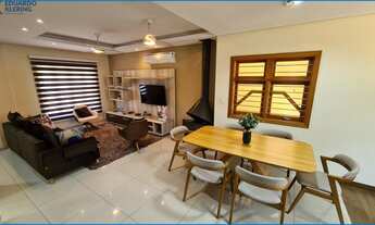 Imagem 5: Linda casa mobiliada com 3 dormitórios, suíte, lareira, pátio, salão de festas, Centro, Es