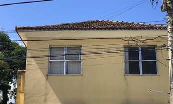 Imagem 2: Alugo Imbetiba apto com 2 quartos, sendo 1 suite, sem garagem, Imbetiba - Macaé - RJ