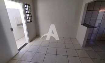 Imagem 5: Casa no Jardim Patricia 2 quartos, Fundos, Garagem Coberta e entrada Independente