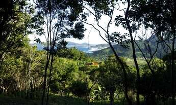 Imagem: Amplo Terreno Localizado na Praia do Siriú
