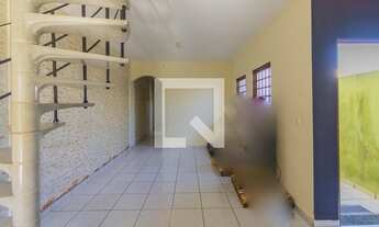 Imagem 2: Casa à Venda - Parque das Águas, 3 Quartos, 115 m2