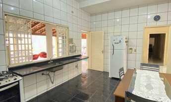 Imagem 5: Casa para venda tem 200 metros quadrados com 3 quartos em Centro - Jundiaí - São Paulo