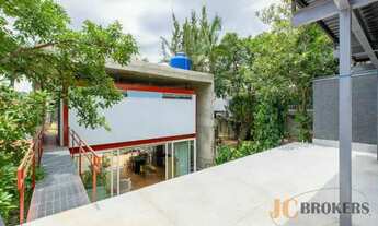 Imagem: Casa com 400 m² de área construída, 3