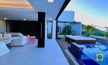 Imagem 6: Casa na Trindade com 4 dormitórios com vista espetacular, moderna e requintada