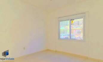 Imagem 6: Apartamento espaçoso com 4 dormitórios e 106m² de área privativa, em excelente localização