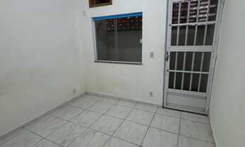 Imagem 7: Vendo Casa de 1 Quarto, sala, cozinha, banheiro, área de serviço e garagem