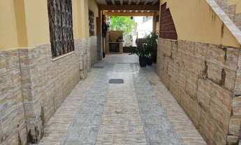 Imagem: Aluguel Casa 3 Cômodos e Quintal em Sepetiba