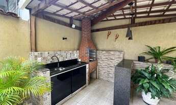 Imagem: Área privativa em U, 03 quartos, 01 banheiro