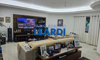 Imagem: SOBRADO - VILA BASTOS - SP