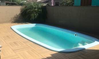Imagem 3: Casa com piscina