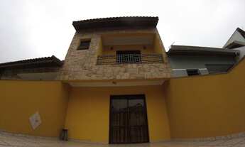 Imagem: Casa para venda tem 245 metros quadrados