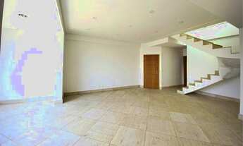 Imagem 2: Cobertura duplex. Vista panorâmica. 246 metros quadrados. Bairro charmoso na Zona Norte!