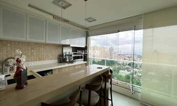 Imagem 5: Apartamento com 3 Quartos e 5 banheiros à Venda, 220 m² por R$ 1.650.000