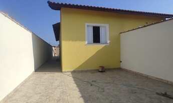 Imagem 6: Casa com piscina em Itanhaém