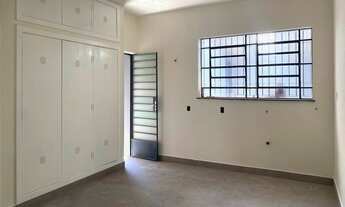 Imagem 5: Casa Residencial/Comercial, zoneamento ZM2 (uso misto), na região do Bosque em Campinas