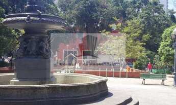 Imagem: Laranjeiras - Praça São Salvador - próximo