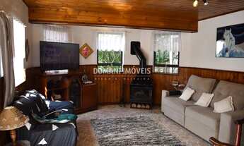 Imagem 3: Bela Casa à Venda na Região de Descansópolis - Campos do Jordão/SP