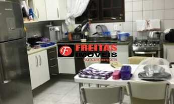 Imagem 6: EXCELENTE IMÓVEL LINEAR COM 3 QUARTOS SENDO 1 SUÍTE COM CLOSET, PISCINA E JARDIM