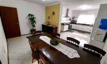 Imagem 6: Sobrado para venda possui 239 metros quadrados com 3 quartos em Campestre - Santo André