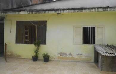 Imagem 3: Para morar ou para investimento. 2 Casas + Salão Comercial