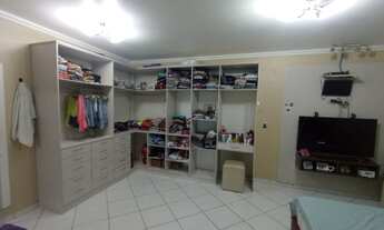 Imagem 7: Casa no Parque das Laranjeiras , 2 suites+ 2 semi-suites