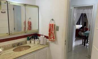 Imagem 4: Imóvel na quadra da praia com vista, próximo ao comércio