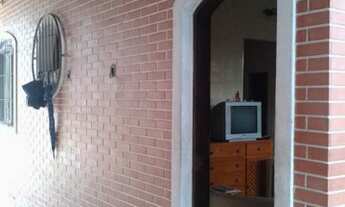 Imagem 5: Casa com 2 dorm. - Maracanã - PG