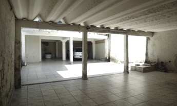 Imagem 3: Casa para venda possui 300 metros quadrados com 4 quartos em Canto do Forte - Praia Grande