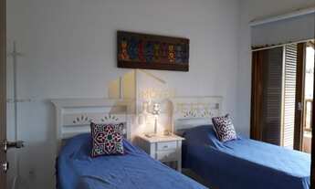 Imagem 7: Casa de condomínio para venda tem 300 metros quadrados com 5 quartos