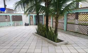 Imagem 3: Casa com quintal amplo, 3 quartos em Solemar - Praia Grande - SP