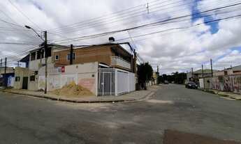 Imagem: Esquina - sobrado - barracão