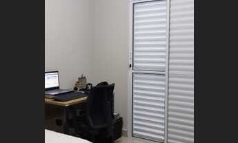 Imagem 3: Casa para venda possui 120 metros quadrados com 2 quartos<br>já com armários e amplo