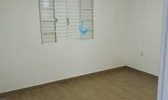 Imagem 4: Casa Familiar com Ótima Localização