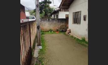 Imagem 3: VS-CB-93 EXCELENTE TERRENO COM 02 CASAS NO BAIRRO CEDROS EM CAMBORIÚ CASA DOS FUNDOS