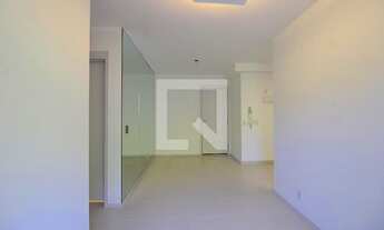 Imagem 2: Apartamento para Aluguel - Jacarepaguá, 2 Quartos, 51 m2