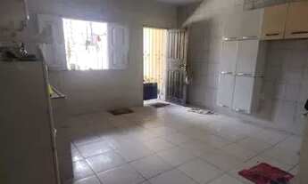 Imagem 6: Vendo ou Alugo Casa no Cj. Maguari, 2/4 sendo 1 Suíte com quintal bem grande com churrasqu