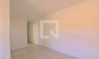 Imagem 2: Casa de Condomínio para Aluguel - Água Fria, 2 Quartos, 35 m2