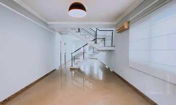 Imagem 7: Lindo Sobrado com 4 quartos sendo 2 suítes para locação em condomínio fechado no bairro ur