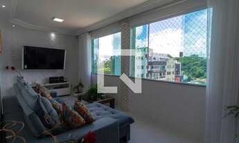 Imagem 2: Apartamento para Aluguel - Ondina, 2 Quartos, 107 m2