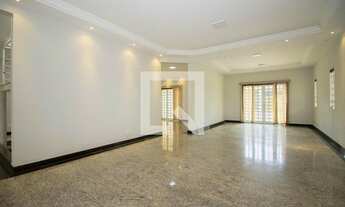 Imagem: Casa para Aluguel - Guará, 7 Quartos, 800