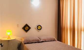 Imagem 7: UM QUARTO COM CLOSET TODO MOBILIADO