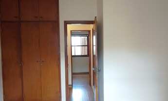 Imagem 6: Sobrado de vila, amplo, 1 vaga de garagem, com quintal e salão nos fundos, px do metro Vil