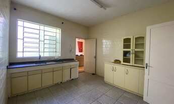 Imagem 7: Casa para venda tem 236 metros quadrados com 5 quartos em Centro - Pelotas - RS