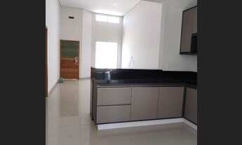 Imagem 3: Casa Nova com armários