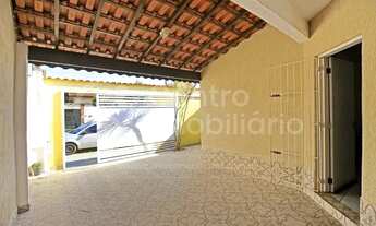 Imagem 2: CASA à venda com piscina e 2 quartos em Itanhaém, no bairro Tupy