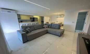 Imagem 4: Apartamento para Venda em Rio de Janeiro, Jacarepaguá, 4 dormitórios, 2 suítes, 4 banheiro