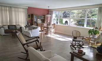 Imagem 2: IRUNDI APARTAMENTO RESIDENCIAL DE 355M²COM 4 DORMITÓRIOS,2 BANHEIROS E 3 VAGAS Á VENDA NA